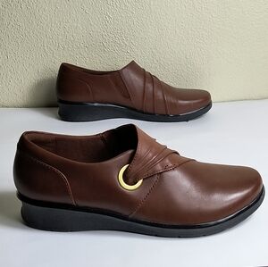 Clarks Ortholite Ruche Brown Leather Pull On  Loafers Ultimate Comfort Size 7.5M